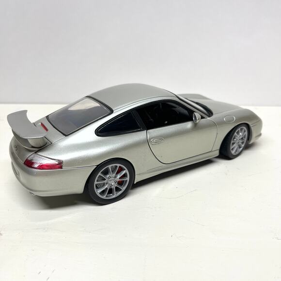 Mattel 2003 Porsche GT3 Diecast Model in Silver Hotwheels - Picture 3 of 10
